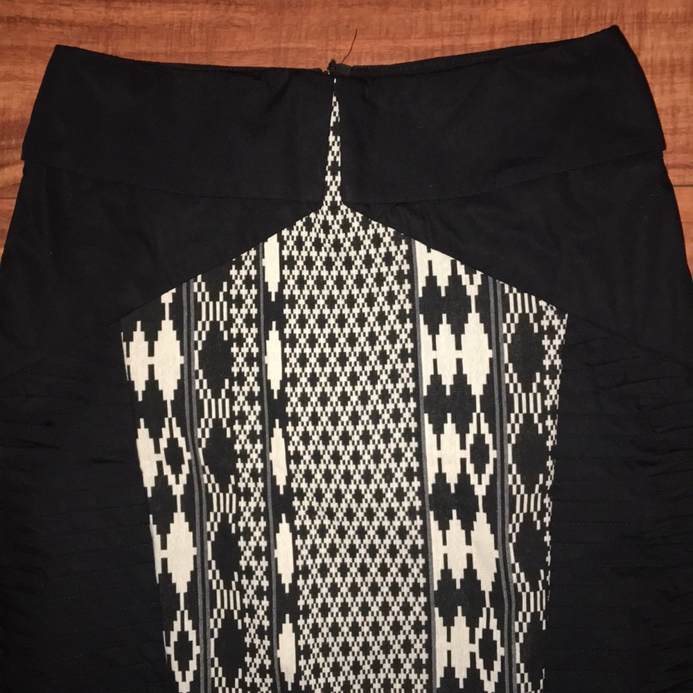 Floreat NWT Anthropologie size 4 skirt black NEW - Picture 3 of 9